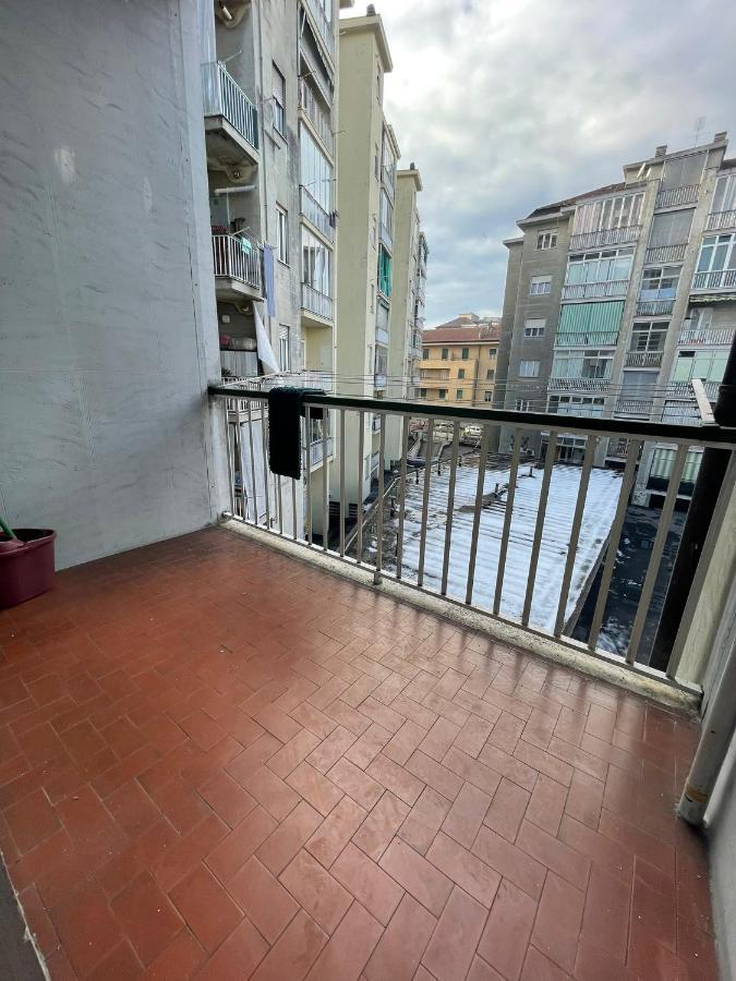 Amaca In Un Meraviglioso Appartamento A Torino Bagian luar foto